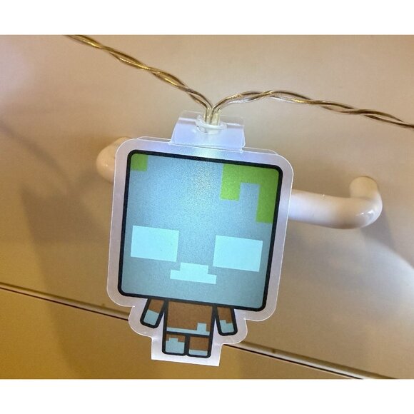 MINECRAFT 10 Battery operated String Lights - Working. Like new. - Picture 5 of 11